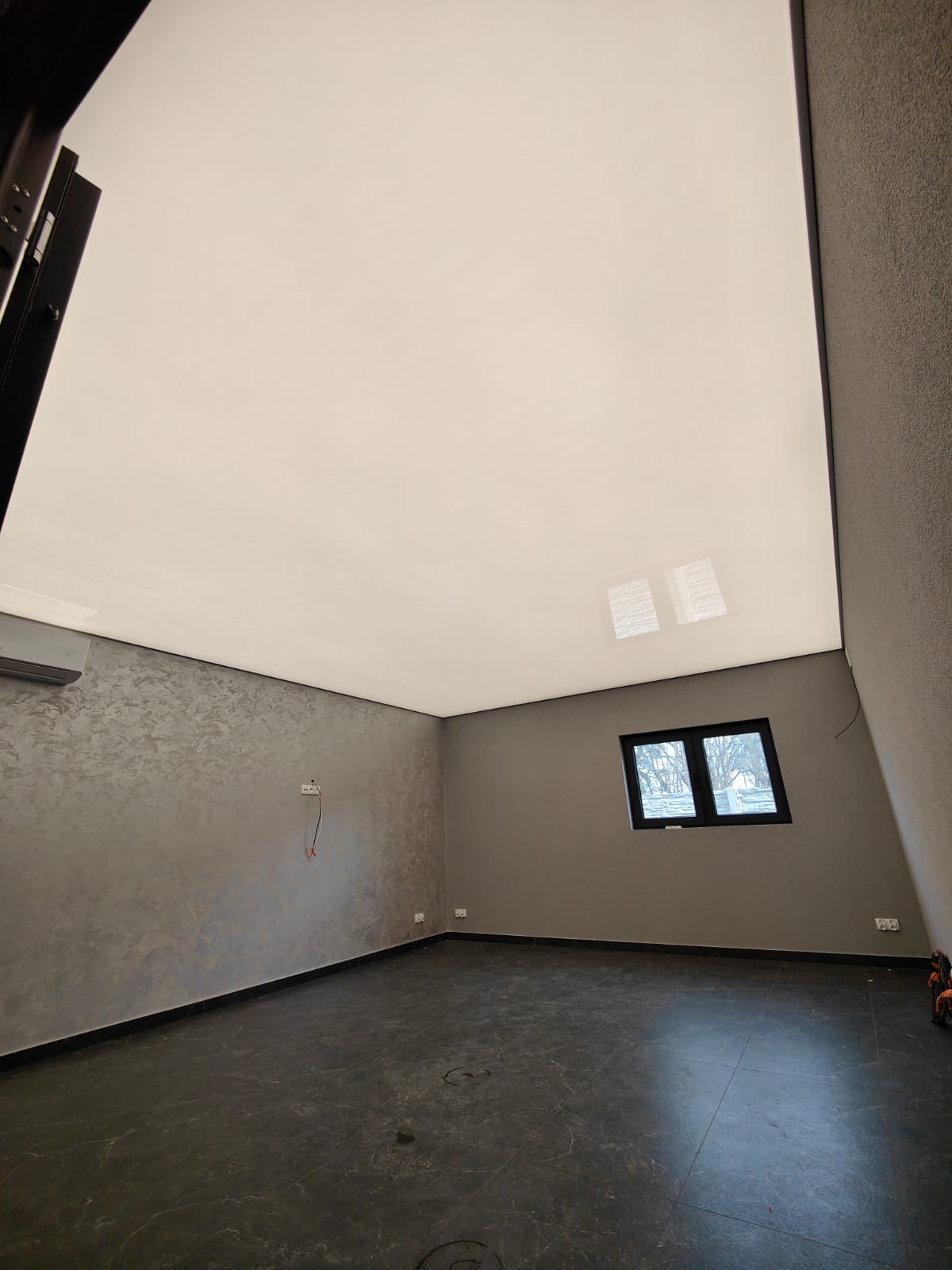 Sufit transparentny satyna mat